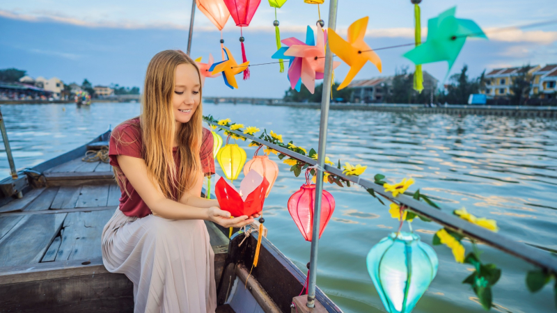 Day 8 Enjoy Hoi An On A Boat