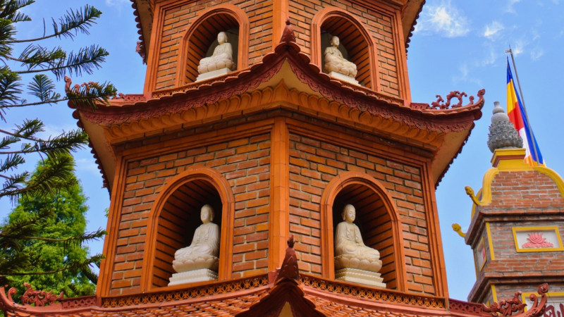 Day 2 Tran Quoc Buddhist Pagoda