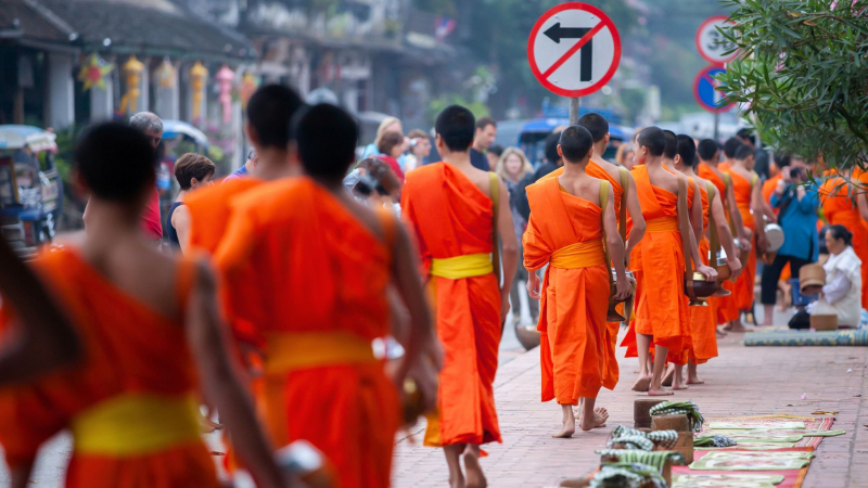 Day 3 The Daily Morning Alms Giving In Luang Prabang