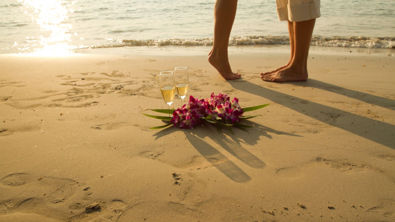 Day 9 Create Romantic Moments Together