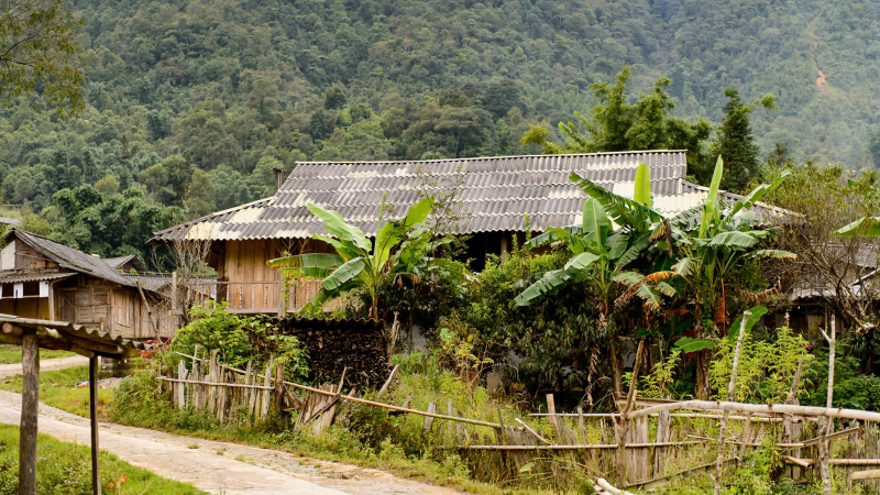 Ta Phin Village Is An Ideal Place For Those Who Want To Mingle With Heaven And Earth