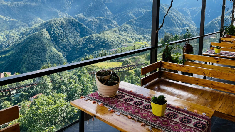 Day 1 Discover Sapa Cafe With Breathtaking View