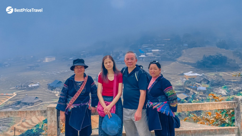 Tourists Interact With Tay Locals