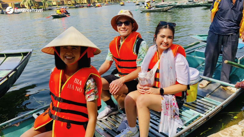 Day 1 Take A Fascinating Boat Trip To Explore The Dazzling Nature