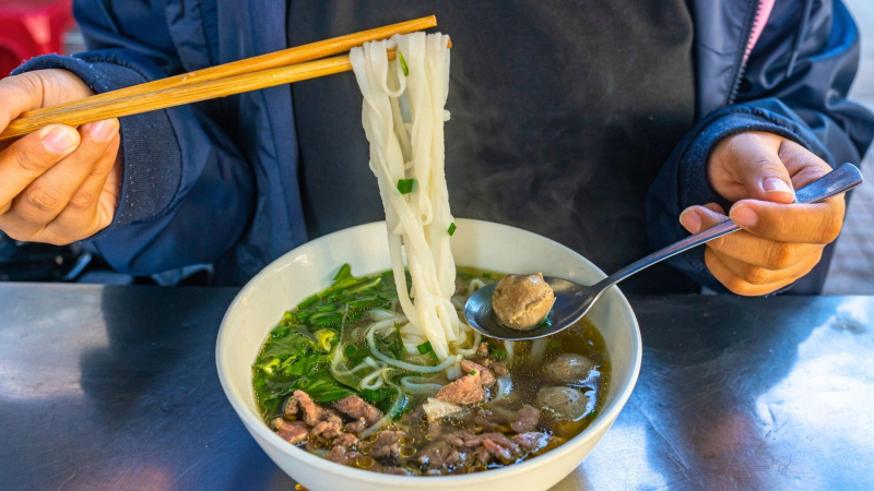 Try Pho The Famous Traditional Vietnamese Dish