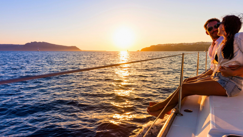 Relax Yourself And Enjoy The Night With Loved Ones