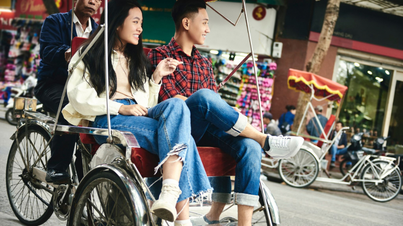 Embark On An Exciting Cyclo Ride