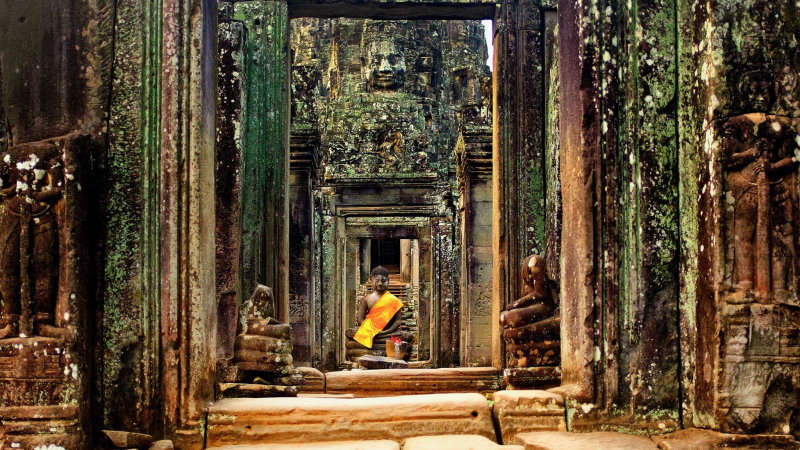 Bayon Temple, The Khmer Empire's Symbolic Heart