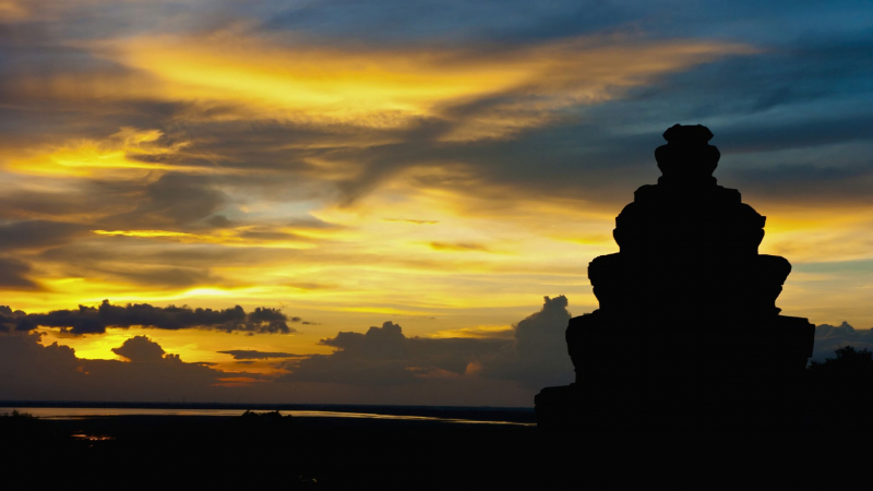 Day 2 Take In A Panoramic View Of The Whole Angkor From The Top Of Bakheng Hill
