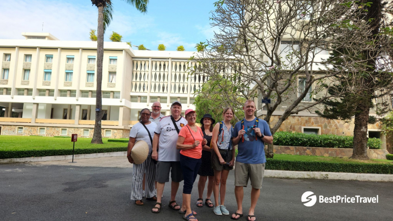 Take Stunning Photos In Independence Palace