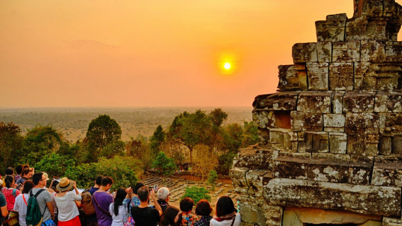 Day 2 Tourists Stand At Bakheng Temple To Watch Sunset