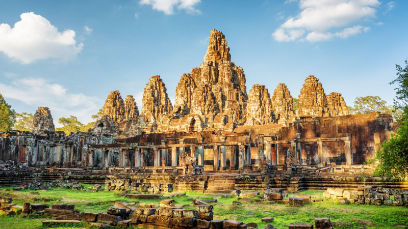 Day 2 Visit Angkor Temples Including Angkor Wat, Angkor Thom And Banteay Srei