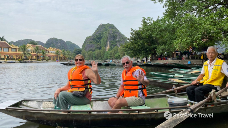 Day 2 Embark On An Exciting Boat Trip To Explore Trang An