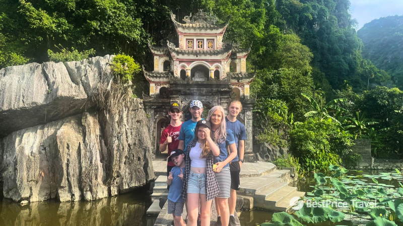 Day 3 Explore The Historical Bich Dong