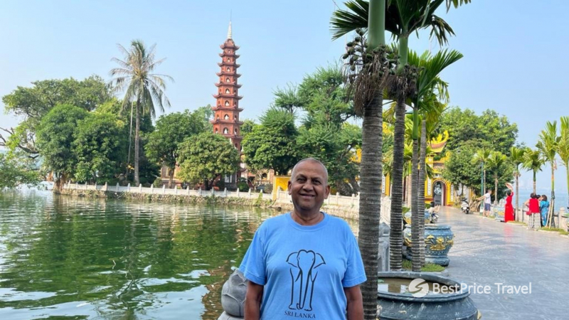 Day 4 Pay A Visit To One Of The Oldest Buddhist Temples Tran Quoc Pagoda