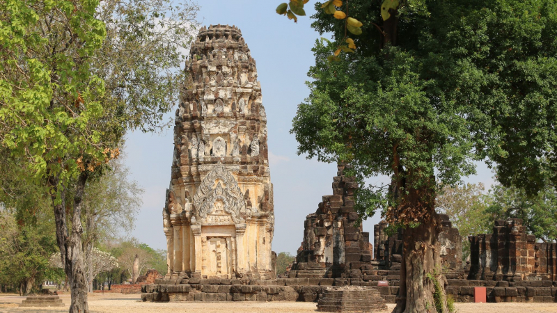 Day 7 Discover The Diverse Culture In Wat Phra Phai Luang