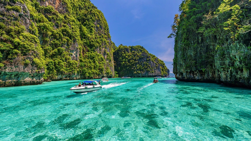 Day 2 Crystal Clear Water Of Krabi Beach