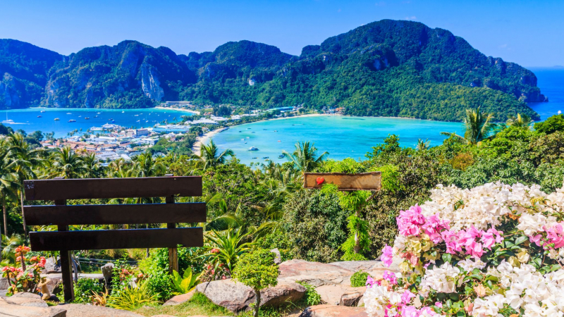 Day 3 Admire The Stunning View Of Phi Phi Island