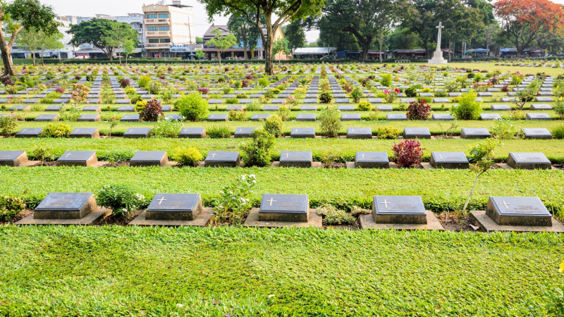 Day 3 Honor The Fallen Soldiers At Kanchanaburi War Cemetery
