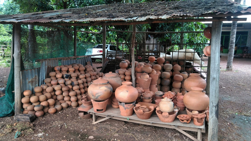 Day 5 Witness The Process Of Making Pottery In Kampong Chhnang