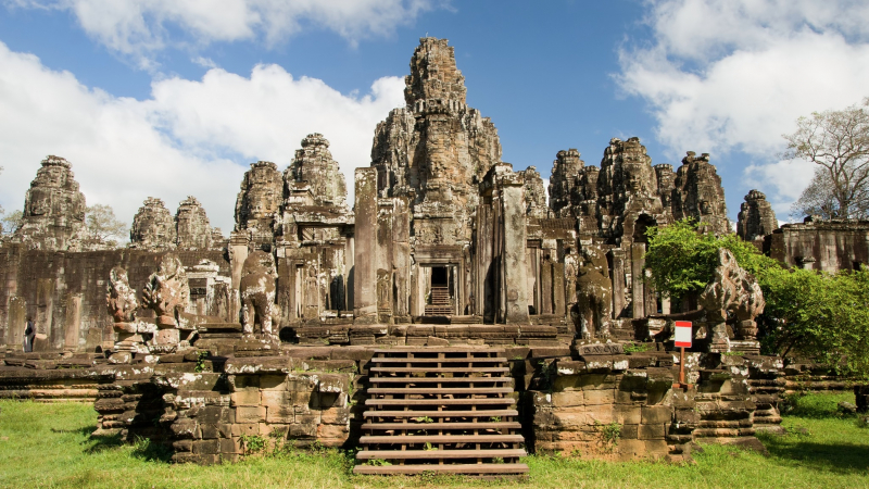 Day 2 The Stunningly Panoramic View Of Bayon Temple