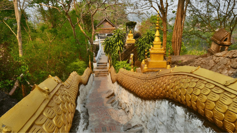 Day 1 Climb To The Highest Point In Luang Prabang Mount Phousi