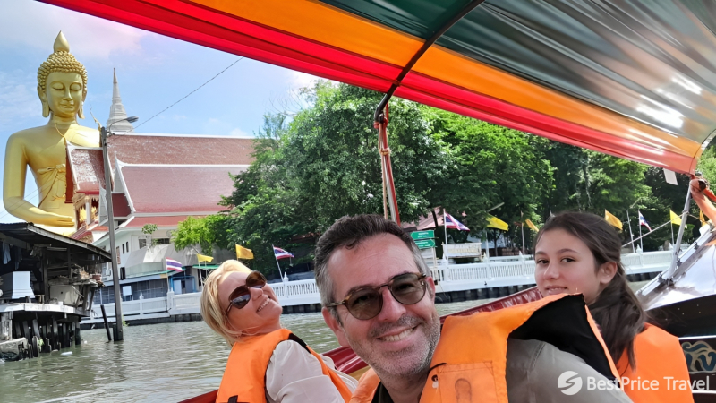 Day 16 Embark On A Boat Tour Along The River In Bangkok