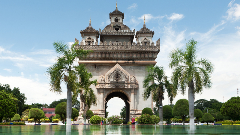 Day 1 Patuxay Monument The Victory Gate Of Vientiane