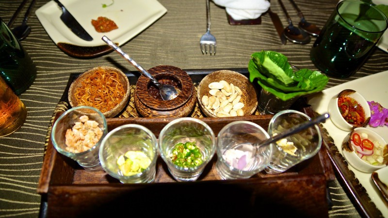 Day 2 Savoring The Taste Of Thai Cuisine On A Serene Evening Cruise