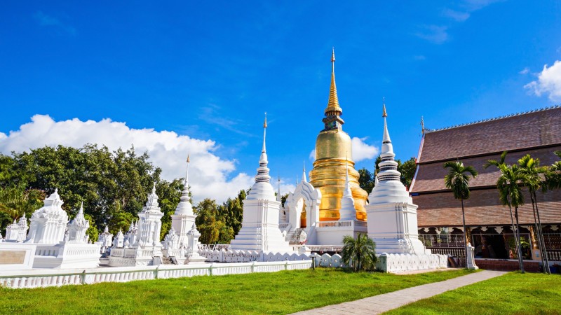 Day 4 Golden Stupas And Serene Gardens At Wat Suan Dok
