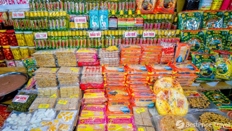 Day 12 Shopping For Local Products At Dong Ba Market