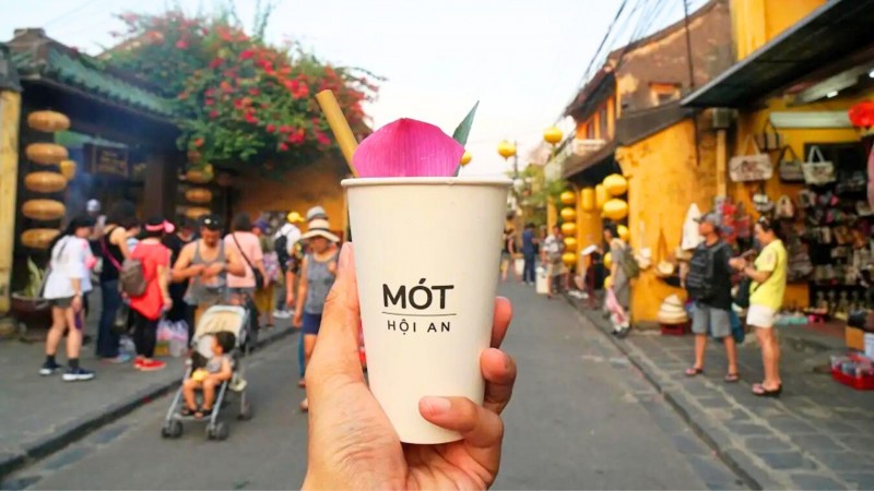 Day 14 Try Out The Popular Mot Drink