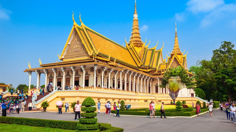 Day 4 Pay A Visit To The Iconic Royal Palace