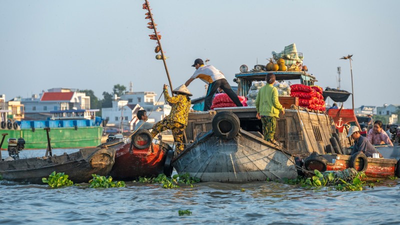 Day 13 Explore The Vibrant Life Of Cai Rang Floating Market