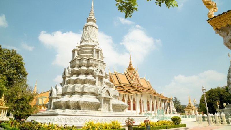 Day 15 Witness The Iconic Khmer Architecture Of Silver Pagoda