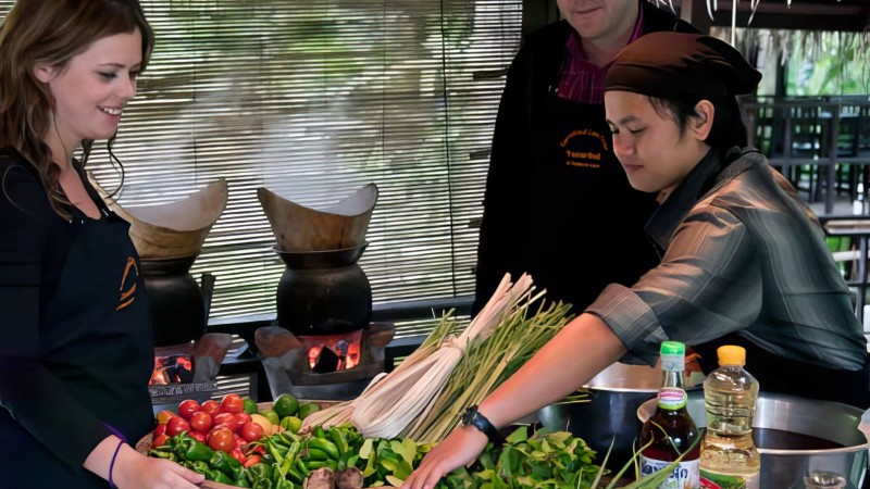 Day 9 Participate In A Cooking Class