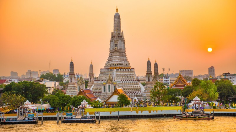 Day 1 Admire The Charming Sunset Covers Wat Arun On A Boat Ride