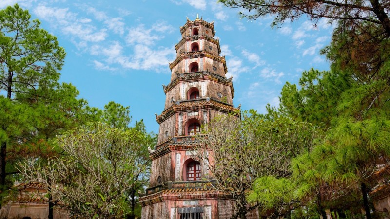 Day 5 Visit Thien Mu Pagoda Hue’s Iconic Landmark