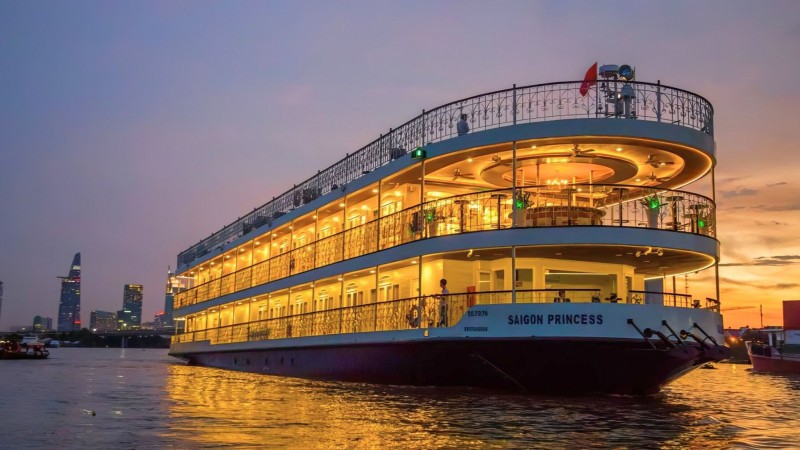 Day 9 Savor A Luxurious Dinner While Cruising Along Saigon River