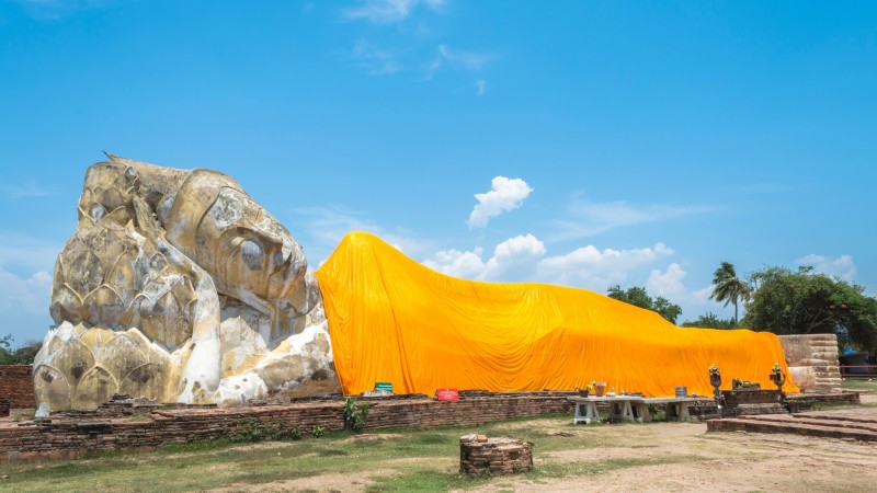Day 4 Marvel At The Impressive Wat Lokaya Sutha Known As The Largest Reclining Buddha Statue
