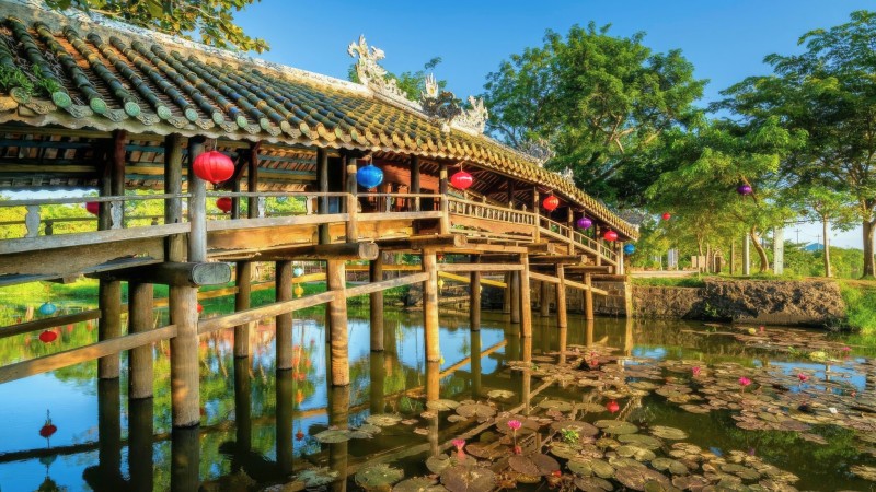 Day 1 Admire The Ancient Architecture Of Thanh Toan Bridge