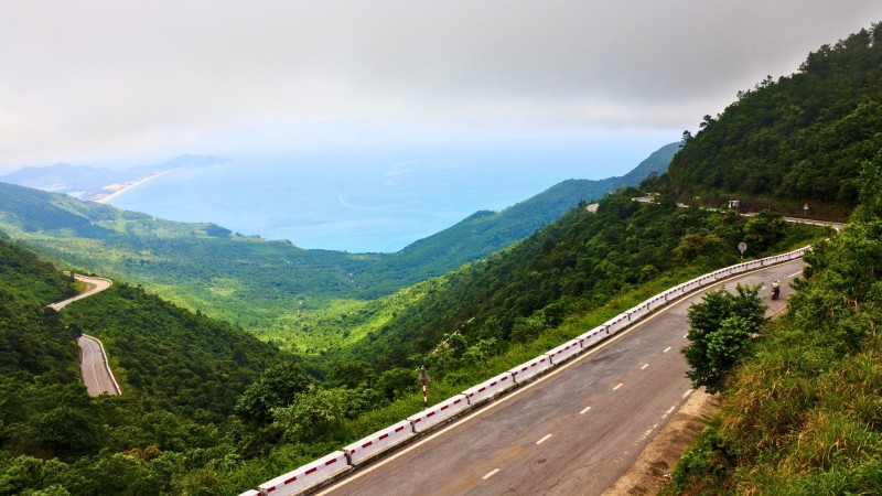 Day 3 Conquer The Winding Roads Of Hai Van Pass
