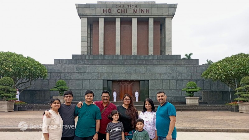Day 12 Visit Ho Chi Minh Mausoleum During The Tour