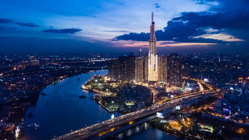 Day 1 Enjoy Fabulous Views Of The City Skyline