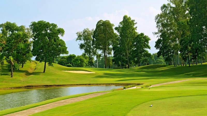 Day 2 Tee Off Amidst Stunning Landscapes At King's Island Golf Resort