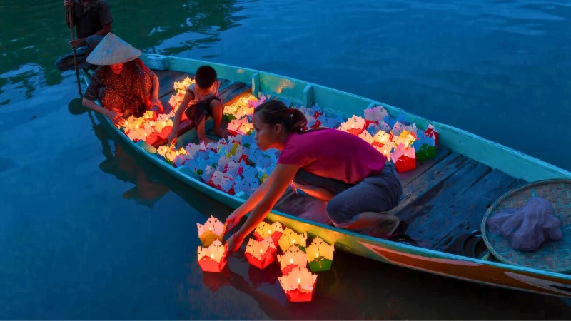 Day 2 Release A Wish With Flower Lanterns On Hoai River