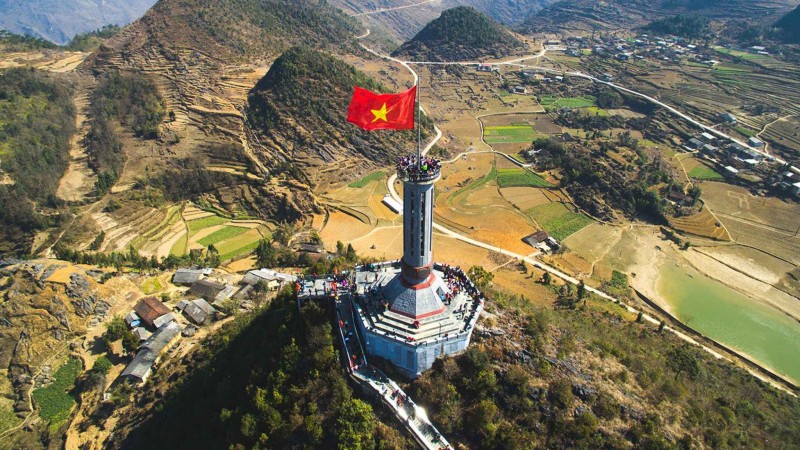 Day 7 Lung Cu Flag Tower, A Symbol Of Vietnam’s Northernmost Point And National Pride