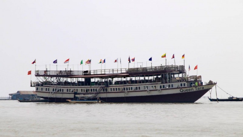 Day 12 Cruise Through Floating Villages And Forests On Queen Tara Before Anchoring At Sunset