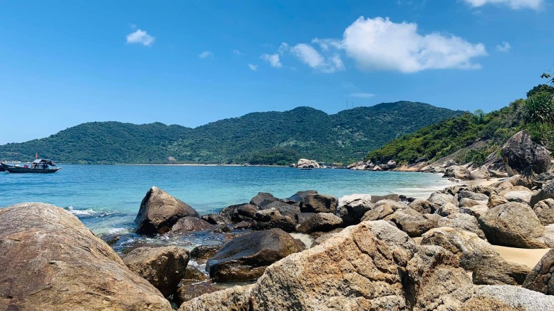 Day 3 Unwind On The Hidden Shores Of Tranquil Bai Xep