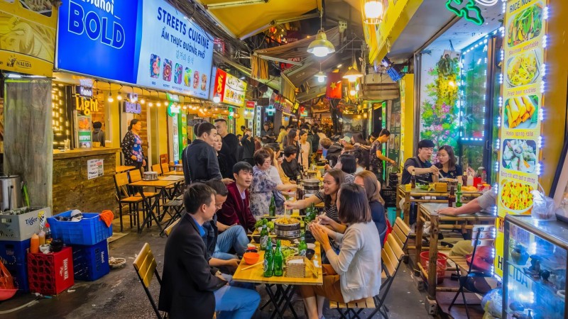 Day 1 Experience Local Flavors On Ta Hien Street